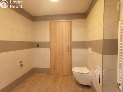 Аренда квартиры 2+KK Praha, Jeseniova č. 9