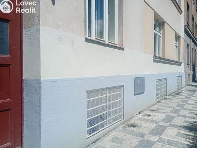 Аренда квартиры 2+KK Praha, Jeseniova č. 13