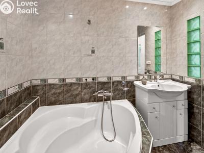 Продаж квартири 3+1 Chlumec, Krušnohorská č. 12