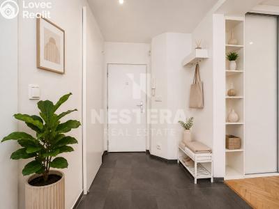 Sale apartment 2+KK Praha, Za Pohořelcem č. 10