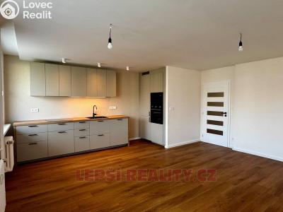 Sale apartment 3+KK Praha, Livornská 441 č. 1