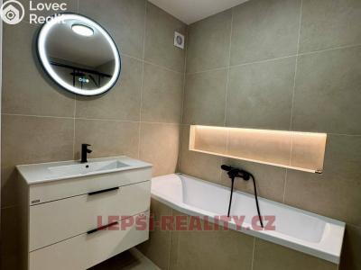 Sale apartment 3+KK Praha, Livornská 441 č. 5