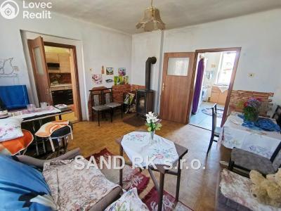Prodej rodinného domu Koloveč, Hřbitovní 272 č. 4