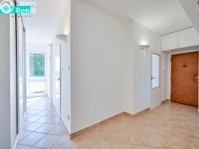Продаж квартири 2+1 Olomouc, Neředínská č. 4
