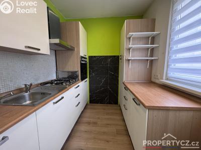 Продаж квартири 3+1 Praha, Topolová č. 14