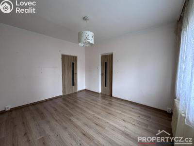 Продаж квартири 3+1 Praha, Topolová č. 24