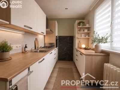 Продаж квартири 3+1 Praha, Topolová č. 36