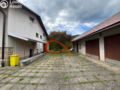 Prodej rodinného domu Karolinka, Bařinská č. 28