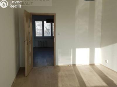 Pronájem bytu 2+1 Ostrava, Gen. Sochora č. 10