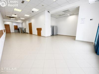 Rent commercial space Hlučín, Mírové náměstí č. 1