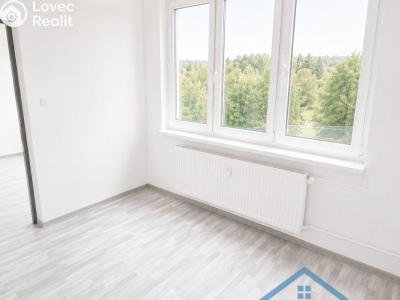 Pronájem bytu 3+1 Chomutov, Kamenná 5092 č. 1