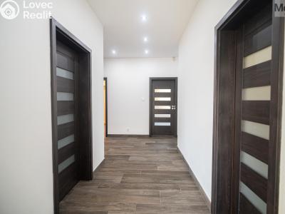 Sale family house Jirkov, Lesní 376 č. 11
