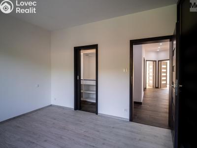 Sale family house Jirkov, Lesní 376 č. 15