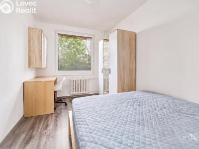 Prodej bytu 4+1 Praha, Generála Janouška č. 3