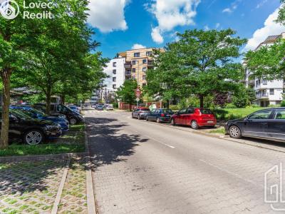 Продажа квартиры 2+KK Praha, Makedonská č. 27