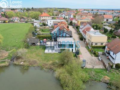 Продаж сімейного будинку Praha, U Mlýnského rybníka 209 č. 7