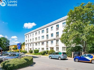 Продаж квартири 4+1 Praha, Na okraji č. 12
