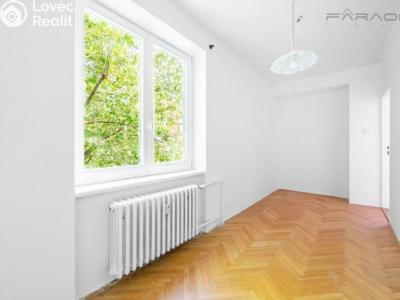 Продаж квартири 4+1 Praha, Na okraji č. 3