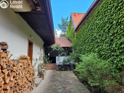 Prodej rodinného domu Deštná, Podfarská 106 č. 1