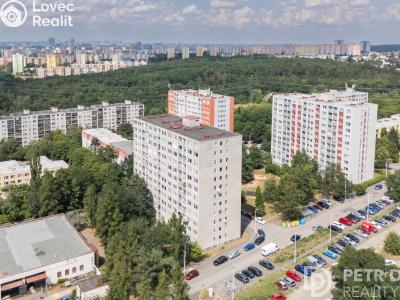 Prodej bytu 3+1 Praha, Vazovova č. 36