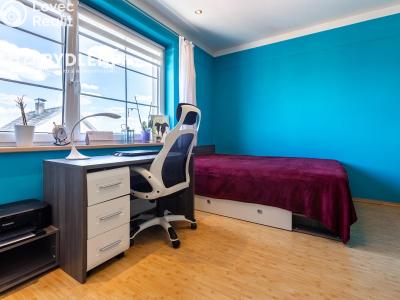 Sale multi-gen house Krupka, Budovatelů 220 č. 14