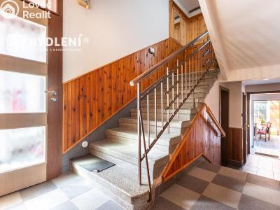 Sale multi-gen house Krupka, Budovatelů 220 č. 18