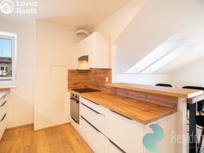 Sale apartment 3+KK Trhové Sviny, Za Pilou č. 2
