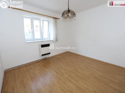 Аренда квартиры 1+1 Bečov nad Teplou, Nádražní č. 5