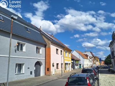Продажа семейного дома Chabařovice, Náměstí 9. května 196 č. 1