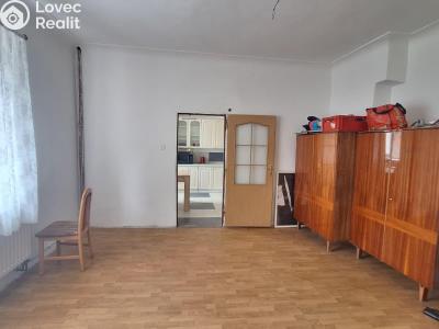 Продажа семейного дома Chabařovice, Náměstí 9. května 196 č. 12