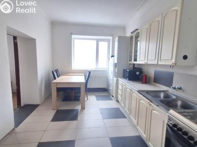 Продажа семейного дома Chabařovice, Náměstí 9. května 196 č. 5