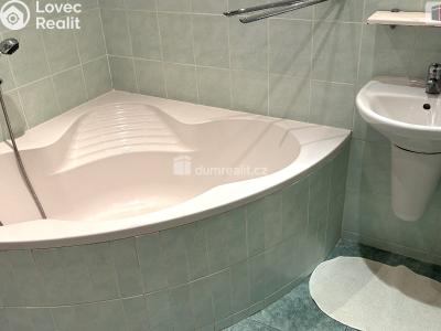 Продажа квартиры 2+KK Praha 12, Zárubova č. 18
