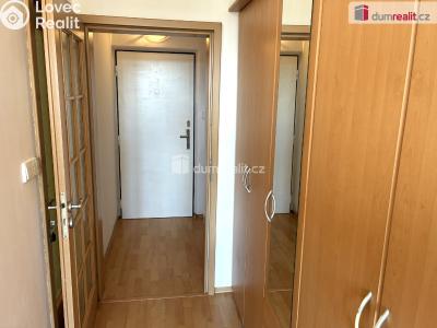 Продажа квартиры 2+KK Praha 12, Zárubova č. 22