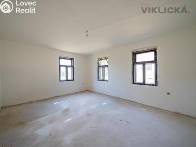Sale farm Hostouň č. 12