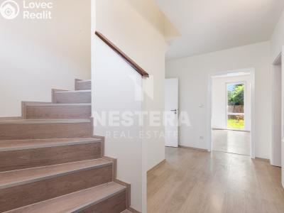 Продажа семейного дома Jesenice, Na Ochoze 1531 č. 10