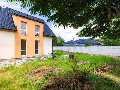 Продажа семейного дома Jesenice, Na Ochoze 1531 č. 22