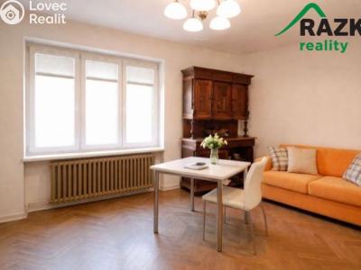 Продаж квартири 2+1 Karlovy Vary, Nábřeží Jana Palacha č. 2