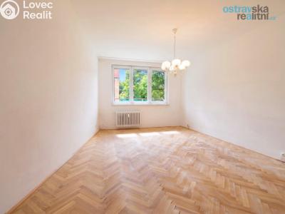 Sale apartment 2+1 Ostrava, Výškovická č. 2