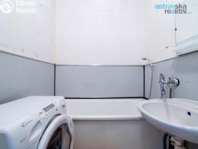 Sale apartment 2+1 Ostrava, Výškovická č. 12