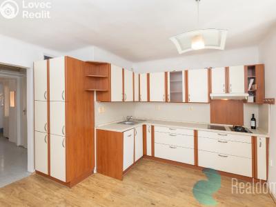 Продажа семейного дома Přezletice, Ve Dvorci 15 č. 6
