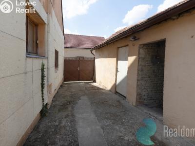 Продажа семейного дома Přezletice, Ve Dvorci 15 č. 28
