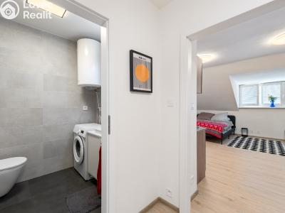 Sale apartment 1+KK Praha, Ke Krči č. 14
