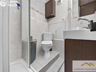 Продаж квартири 4+1 Praha, Socháňova č. 21