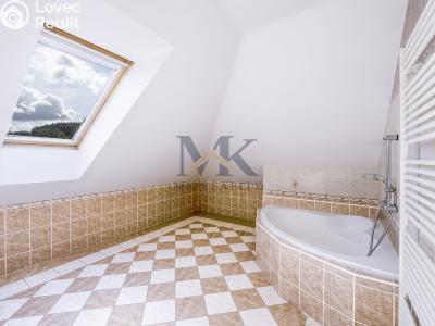 Rent family house Zbytiny č. 8