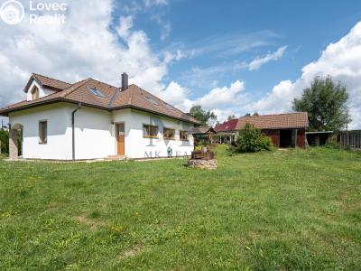 Rent family house Zbytiny č. 29