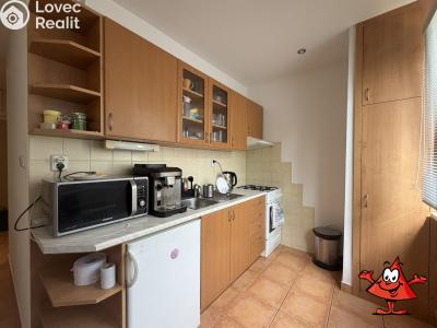 Rent apartment 2+1 Praha, Hostýnská č. 5