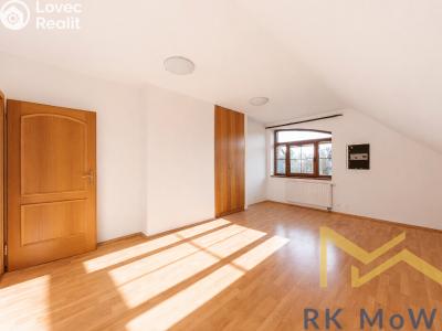 Rent family house Praha, Druhého odboje č. 9