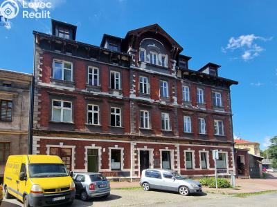 Sale apartment 3+1 Český Těšín, Masarykovy sady č. 1