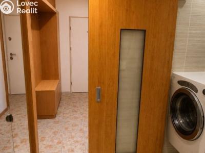 Sale apartment 3+1 Praha, Českolipská č. 11