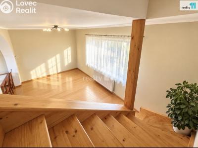Продаж сімейного будинку Praha 9, Odlehlá č. 66